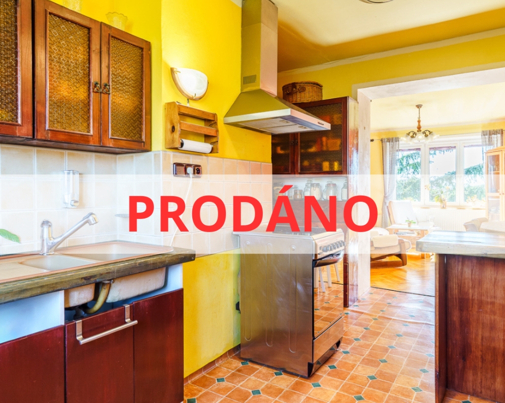 Prodej bytu 2+1 s možností půdní vestavby a zahrádkou v Sokolově