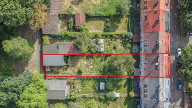 Řadový dům se 3 bytovými jednotkami, garáží a pozemkem 431 m² – Aš, Kvapilova