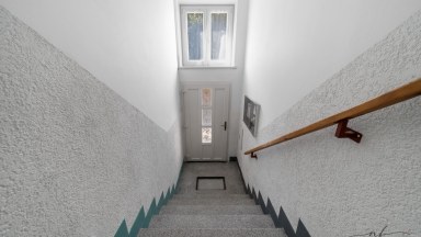 Řadový dům se 3 bytovými jednotkami, garáží a pozemkem 431 m² – Aš, Kvapilova
