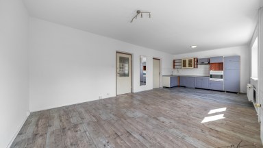 Řadový dům se 3 bytovými jednotkami, garáží a pozemkem 431 m² – Aš, Kvapilova