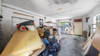 Řadový dům se 3 bytovými jednotkami, garáží a pozemkem 431 m² – Aš, Kvapilova